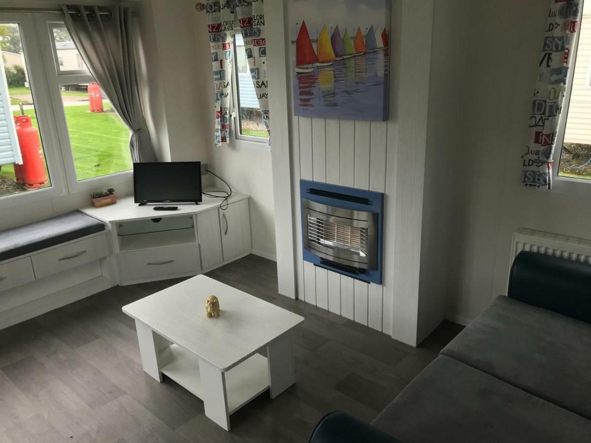 Static Caravan-Haven, Lake District Flookburgh Exterior photo